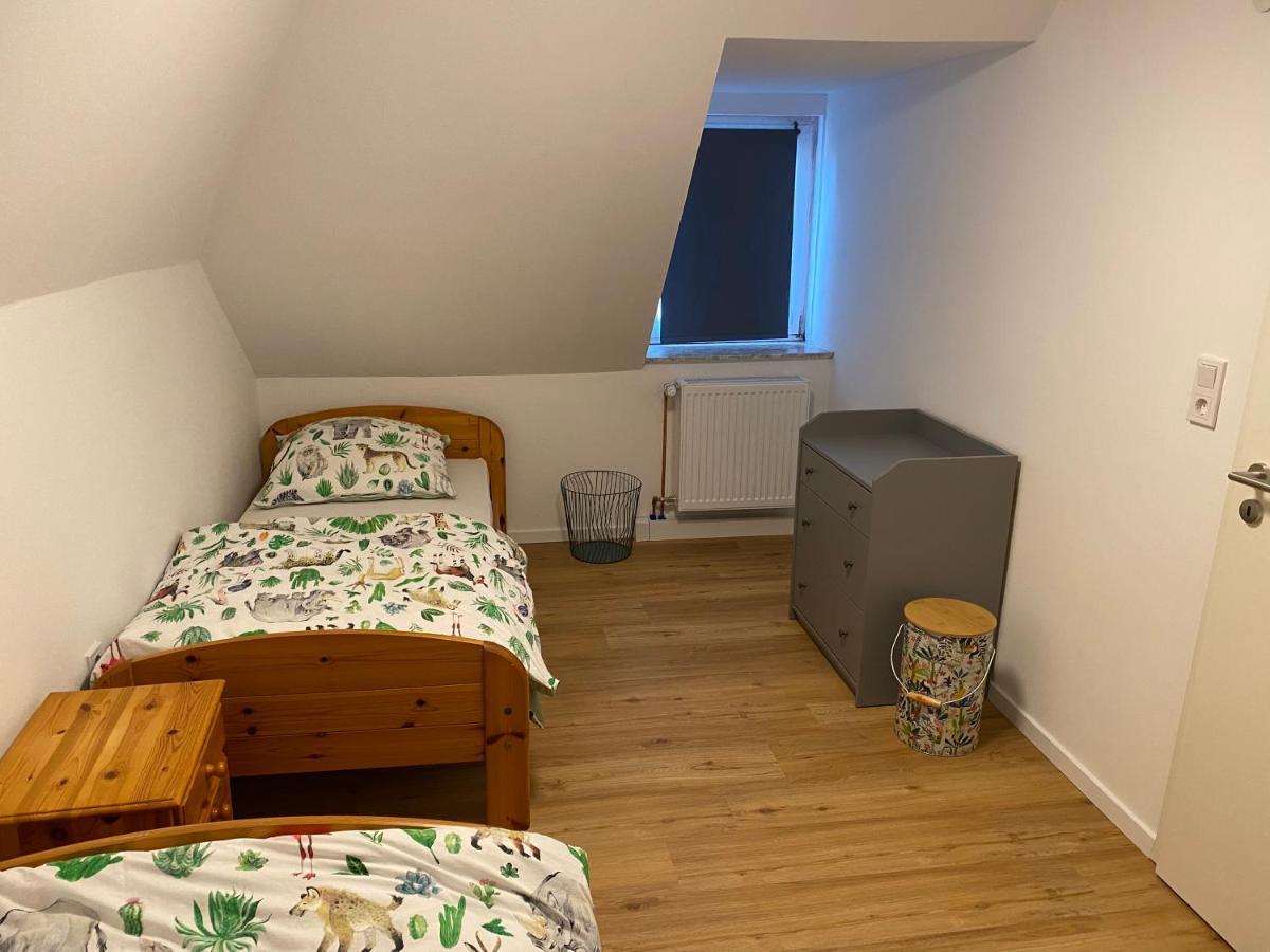 Ferienhaus Sieglinde Mit Deichblick Emden Esterno foto