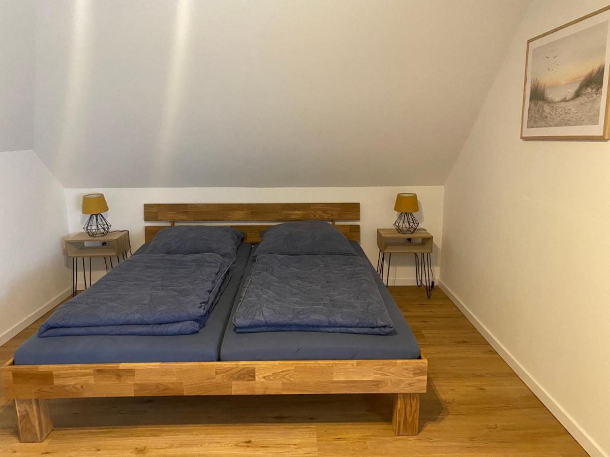 Ferienhaus Sieglinde Mit Deichblick Emden Esterno foto