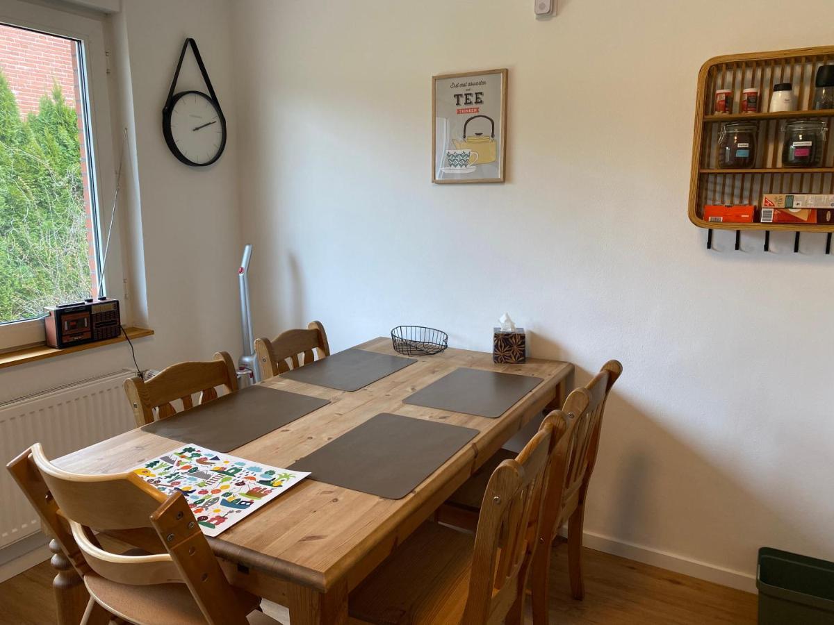 Ferienhaus Sieglinde Mit Deichblick Emden Esterno foto
