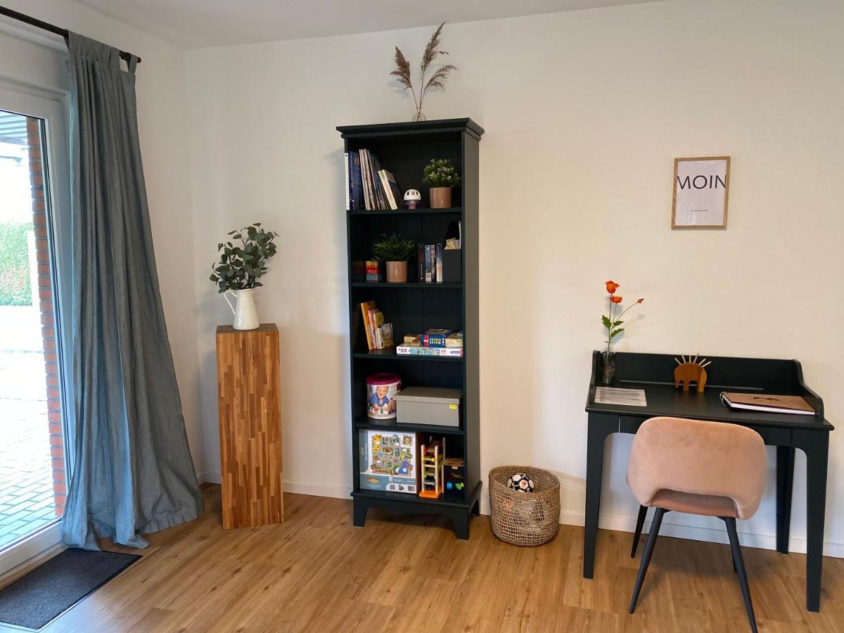 Ferienhaus Sieglinde Mit Deichblick Emden Esterno foto